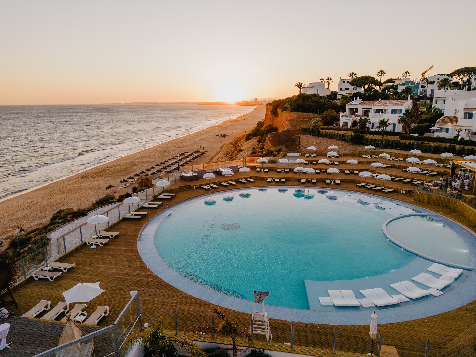 well vale do lobo booking