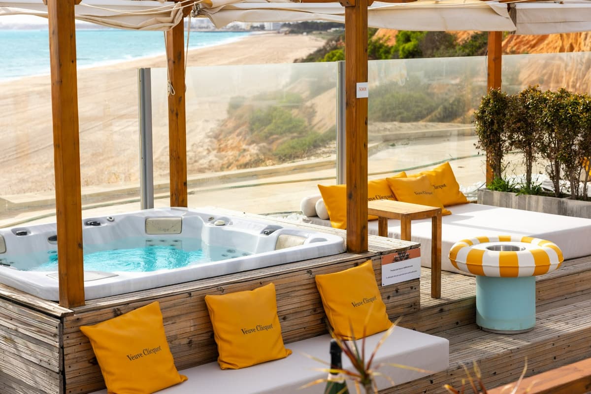 jacuzzis beach club vale do lobo
