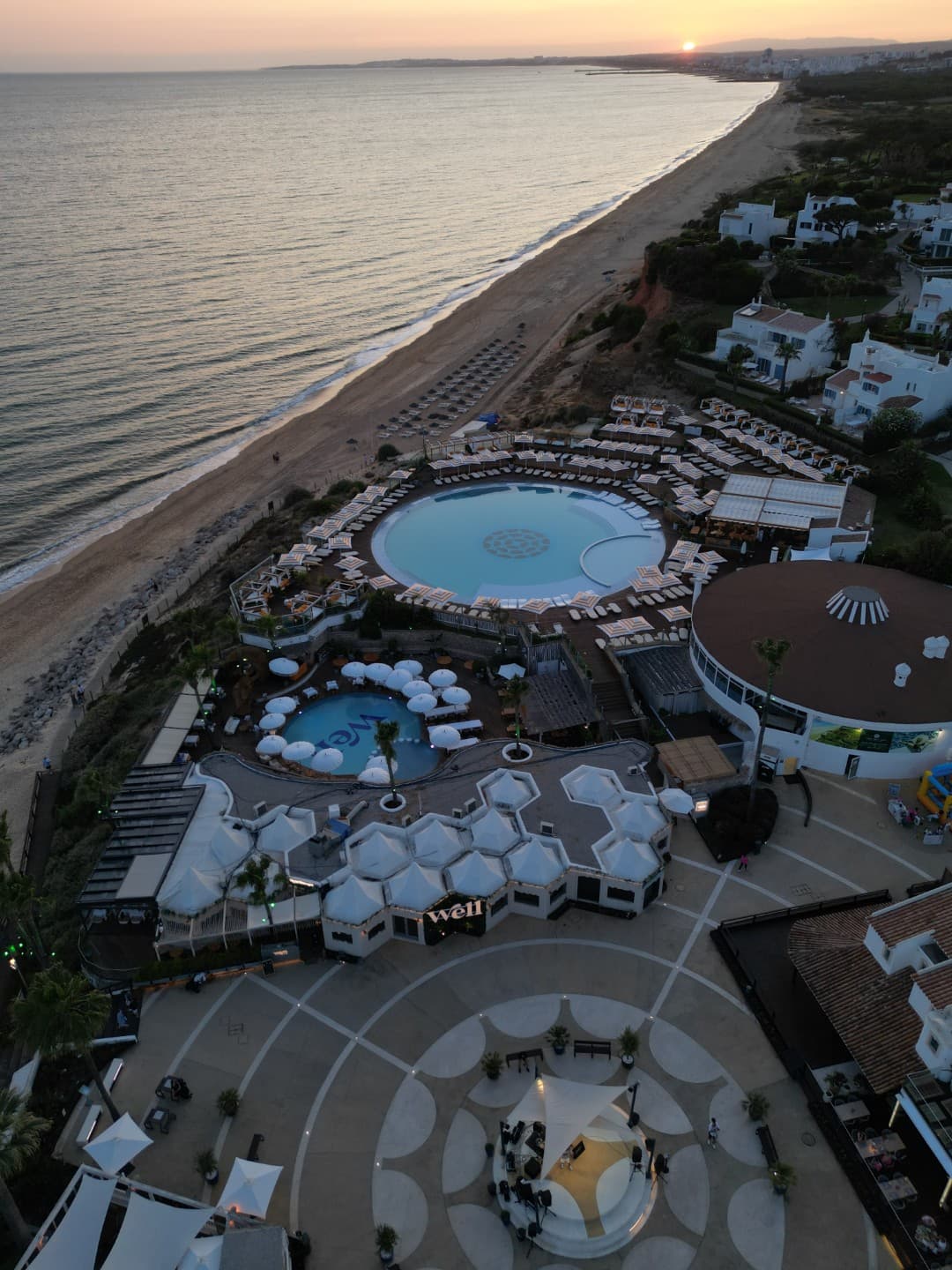 what is vale do lobo like